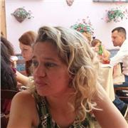 Laureata in Lingue, Culture e Letterature Moderne pee